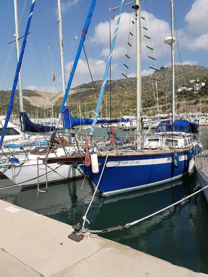 On A Beautiful Ocean Going Classic Schooner! Hotel na wodzie Barcelona
