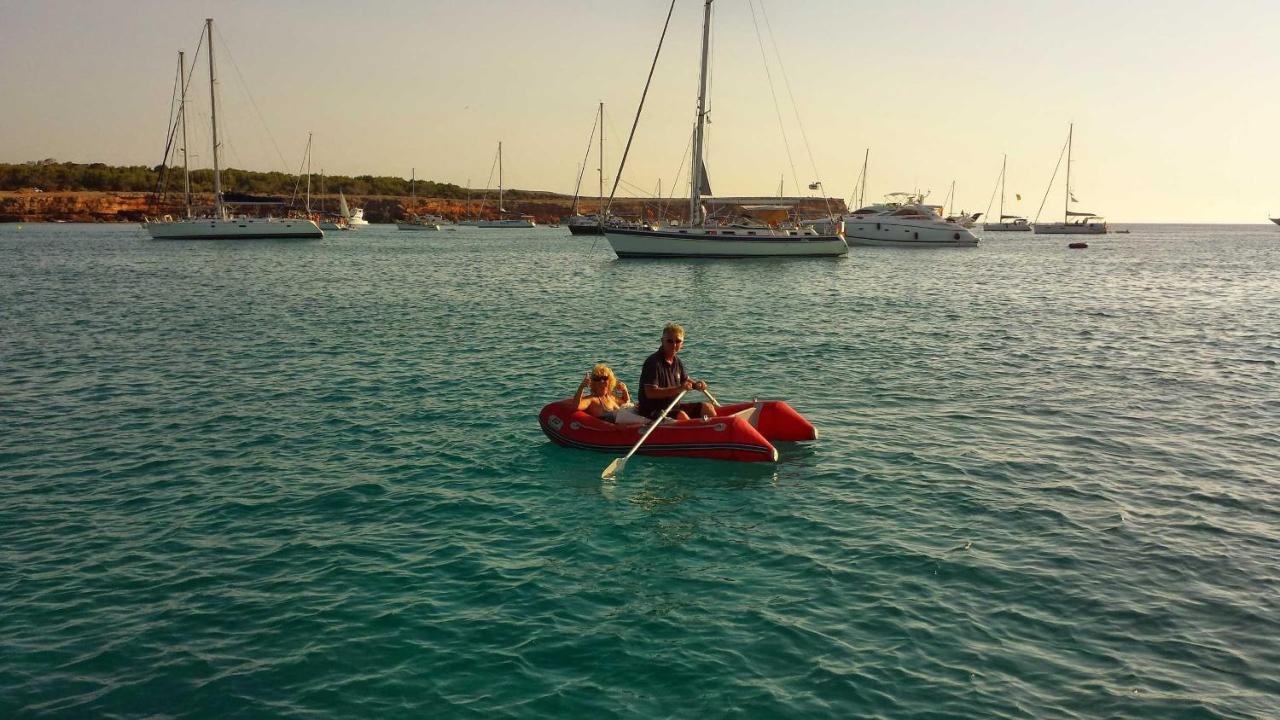 On A Beautiful Ocean Going Classic Schooner! Hotel na wodzie *